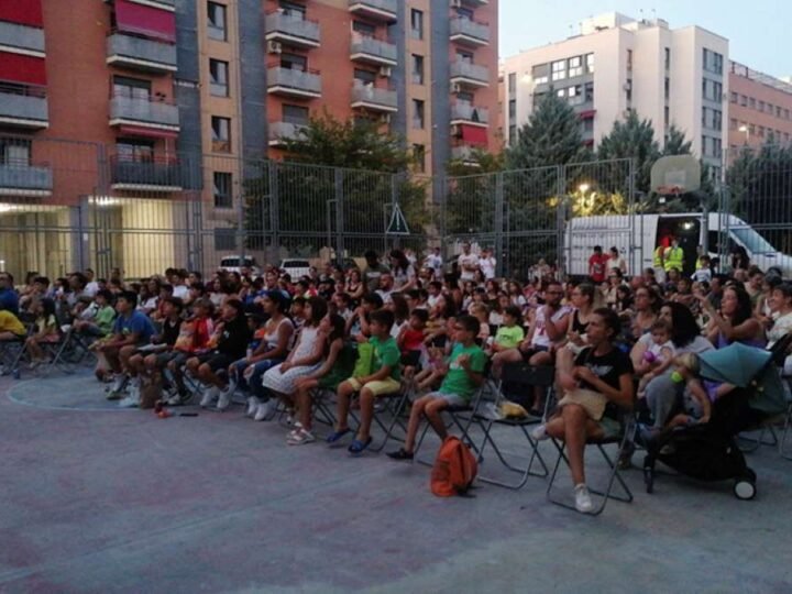 Rivas despide su famoso cine de verano con la mágica proyección de WONKA