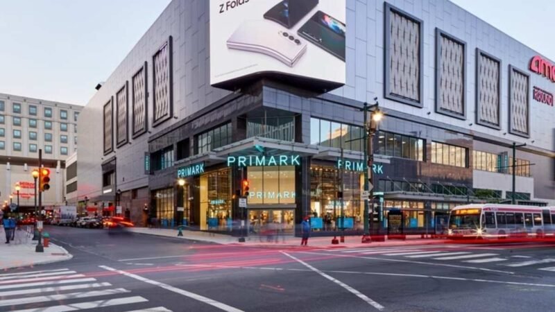 Hoy martes 27 de agosto es la inauguración de la nueva tienda Primark en el centro comercial H20