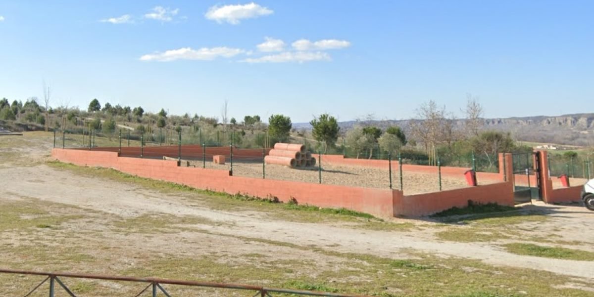 ‘Problemas de la ciudadanía’, los ripenses solicitan mejoras y más higiene en el ‘pipicán’ de la calle Mirador