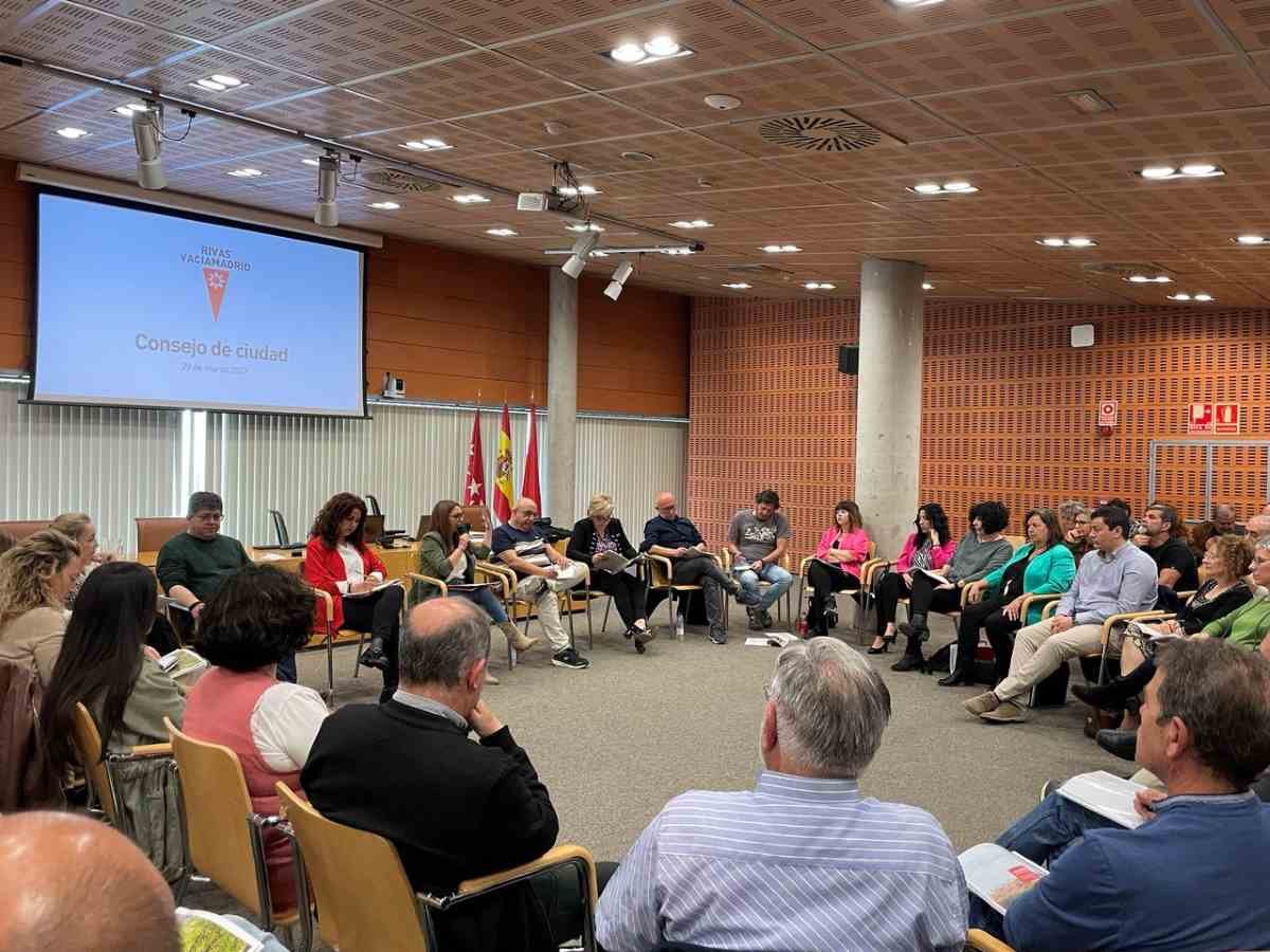 El Gobierno municipal presenta el Presupuesto Municipal de 2025 al Consejo de Ciudad