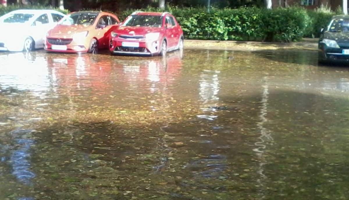 ‘Problemas de la ciudadanía’ ripenses preocupados por la acumulación de agua tras la lluvia del 2 de mayo y apuntan al estado de las alcantarillas