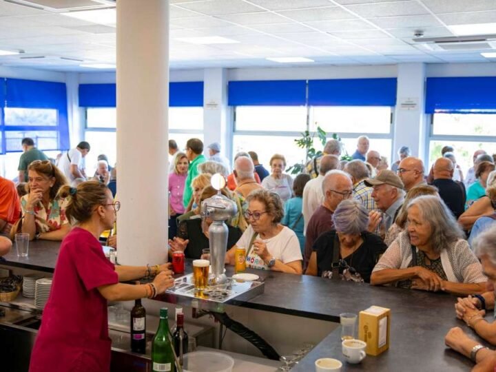 La cafetería del CERPA abre sus puertas y acogerá el servicio de comedor para mayores durante las obras de El Parque
