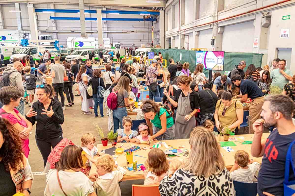 Rivamadrid abre sus puertas con talleres, juegos y paella para toda la familia