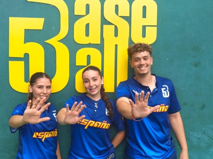 Tres jóvenes de Rivas representarán a España en el Mundial sub-18 de Baseball5 en México