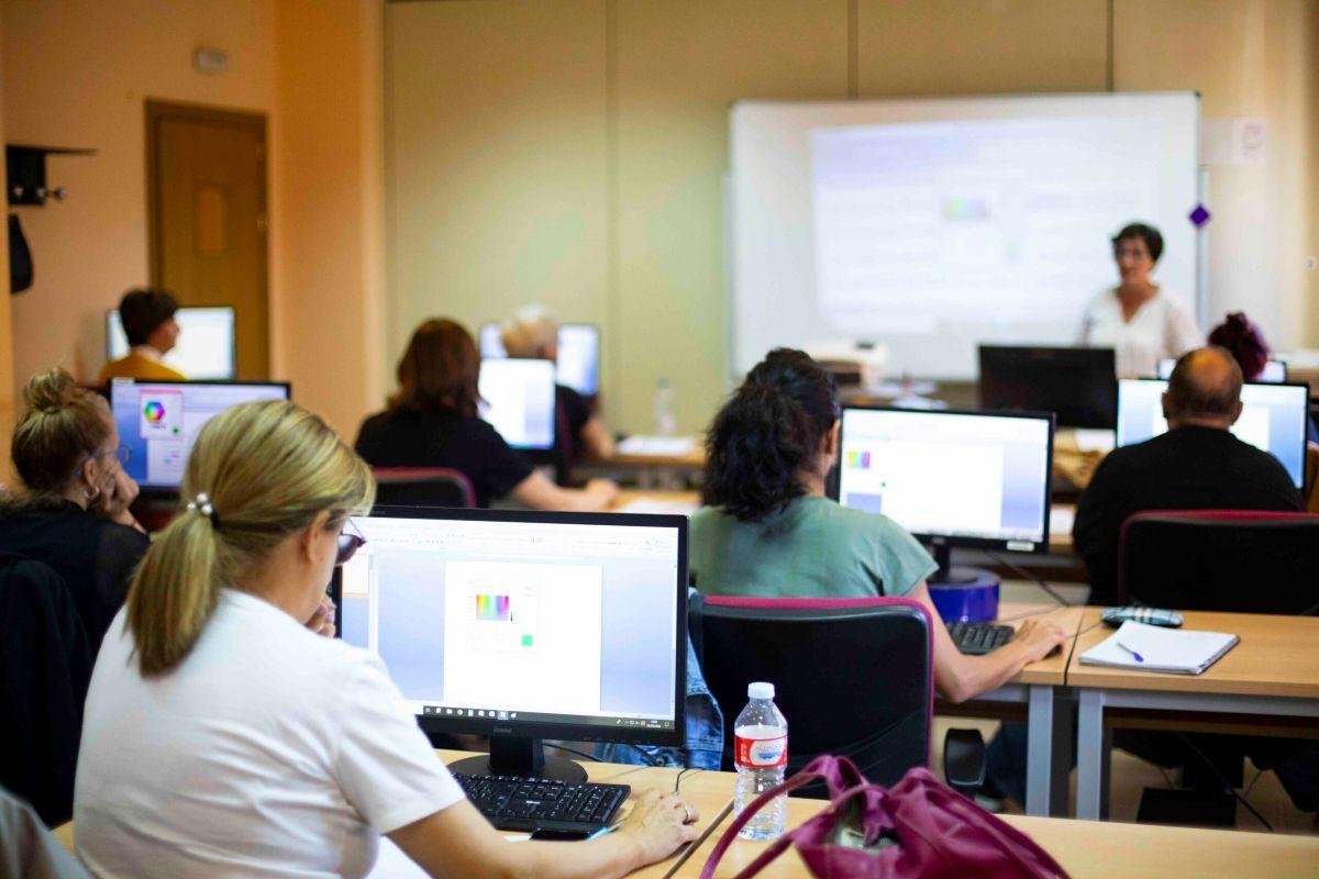 Rivas ofrece 385 plazas gratuitas para cursos de Excel, Word, Canva y prevención de riesgos laborales