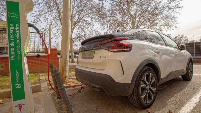 Rivas se consolida entre las ciudades con más coches eléctricos e híbridos de España