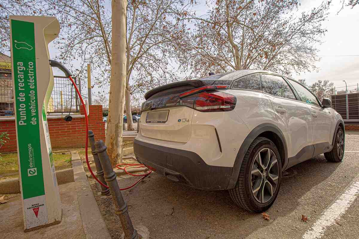 Rivas se consolida entre las ciudades con más coches eléctricos e híbridos de España