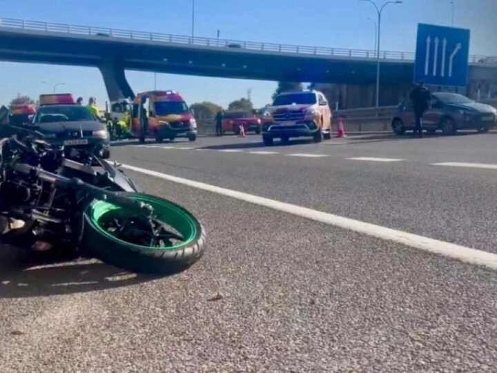 Fallece un joven motorista en un grave accidente en la A-3, a la altura de Vicálvaro