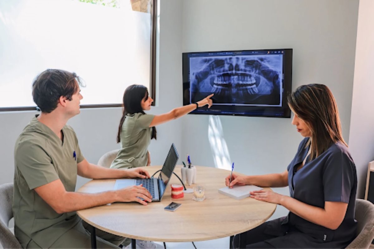 La Clínica Dental Adame y Espiga organiza una jornada gratuita sobre ortodoncia invisible para niños en Rivas