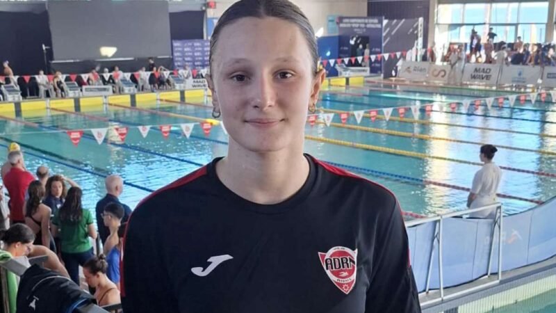 Larisa Utiu firma un séptimo puesto nacional en 50 braza con el Rivas Natación