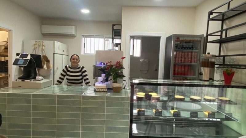 Quién está detrás de… Cheesequeria by la Carmela: un proyecto familiar que endulza el corazón de Rivas Vaciamadrid