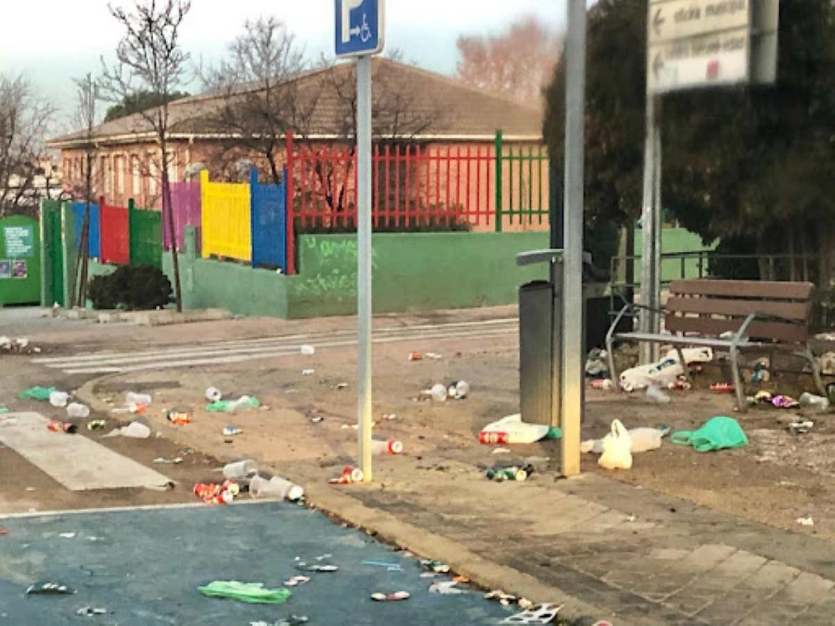 “Problemas de la Ciudadanía” vecinos de La Partija–Santa Mónica trasladan molestias por las concentraciones navideñas mientras el Ayuntamiento detalla su operativo especial