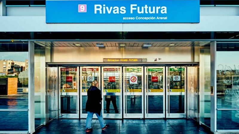 El Pleno de Rivas pide eliminar los transbordos en la Línea 9B de Metro y que su gestión sea pública