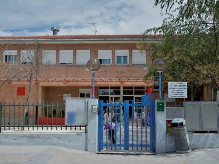 El Pleno de Rivas reprueba a la concejala del PP Amara Gómez por el conflicto en el CEIP Las Cigüeñas