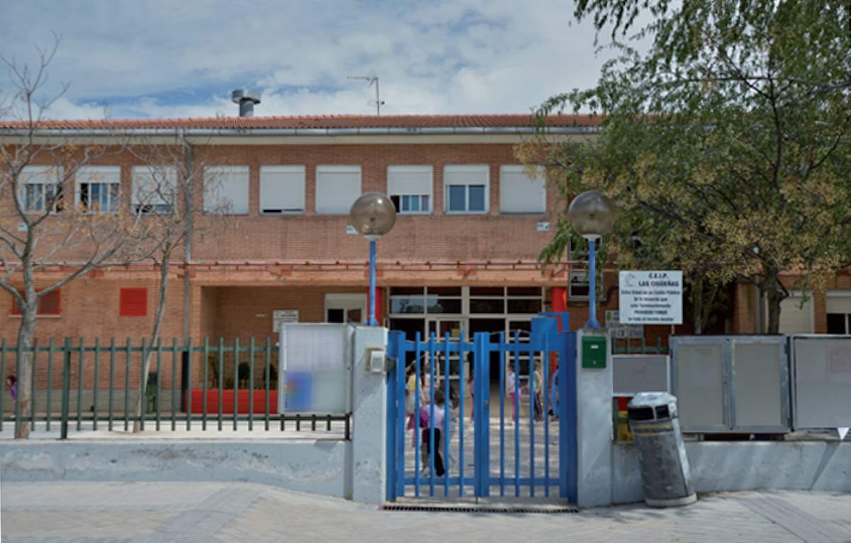 El Pleno de Rivas reprueba a la concejala del PP Amara Gómez por el conflicto en el CEIP Las Cigüeñas