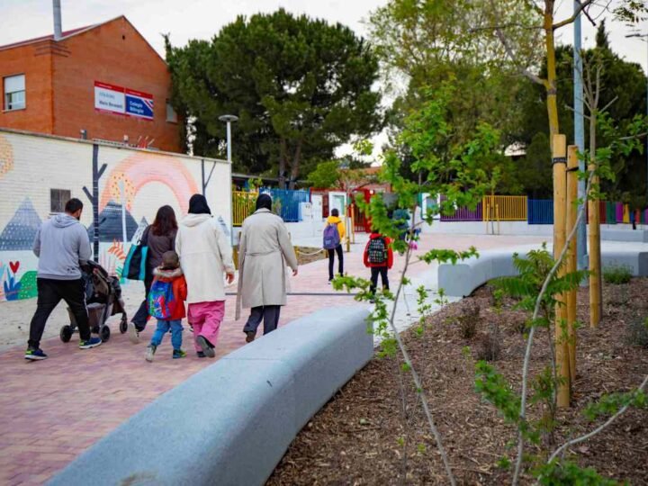 Rivas impulsa sus fiestas de mayo, adjudica el parque de José Isbert y refuerza convenios educativos y sociales