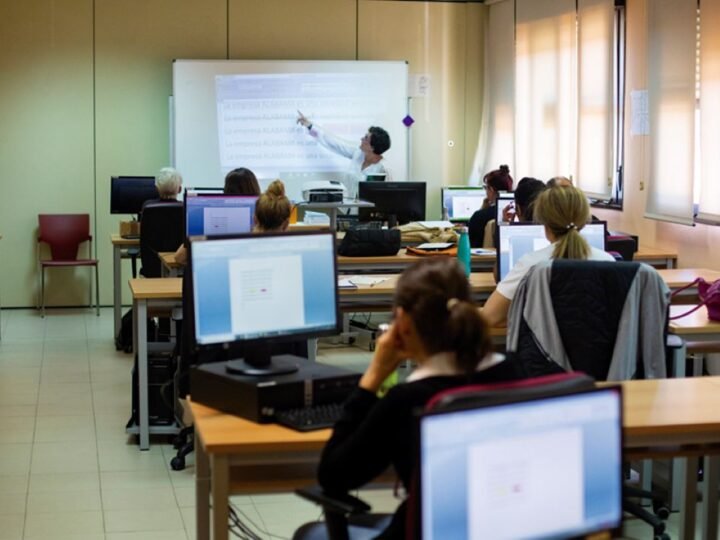 Rivas refuerza su modelo de empleo público con más de 1.600 personas atendidas y 64 contratos en 2025