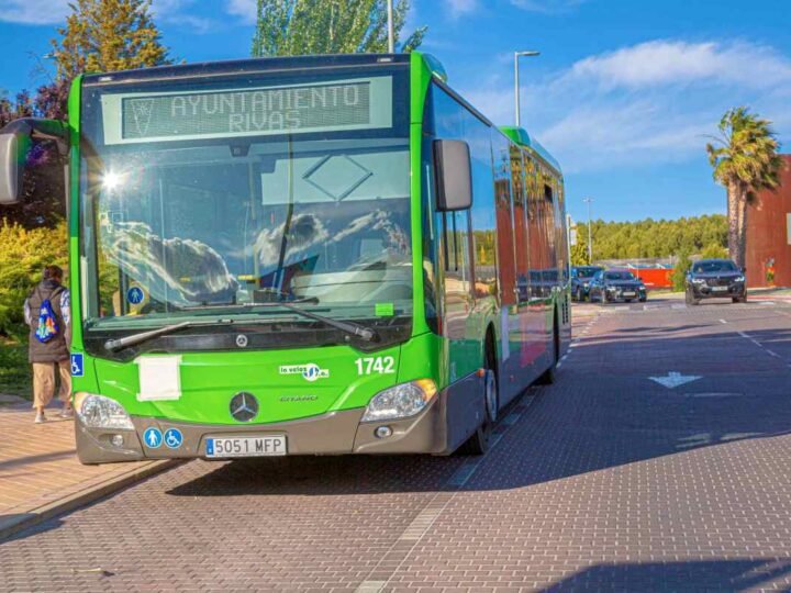 Refuerzo del transporte público en Rivas durante las fiestas: más autobuses y metro hasta la madrugada