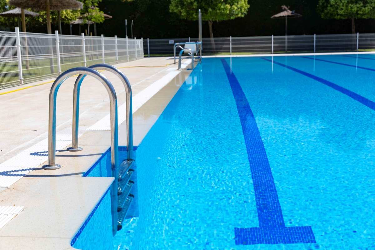 Las piscinas municipales de Rivas estrenan mejoras para el verano: más sombra, accesibilidad y seguridad