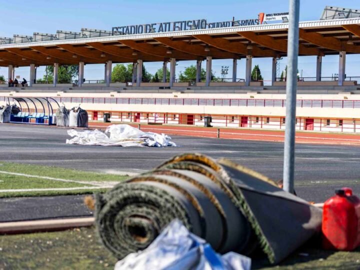 El estadio de atletismo de Rivas renueva su césped artificial con una inversión de 273.000 euros