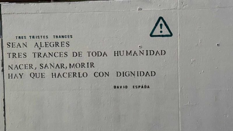 Las poesías por la sanidad pública vuelven a lucir junto al Metro de Rivas Urbanizaciones