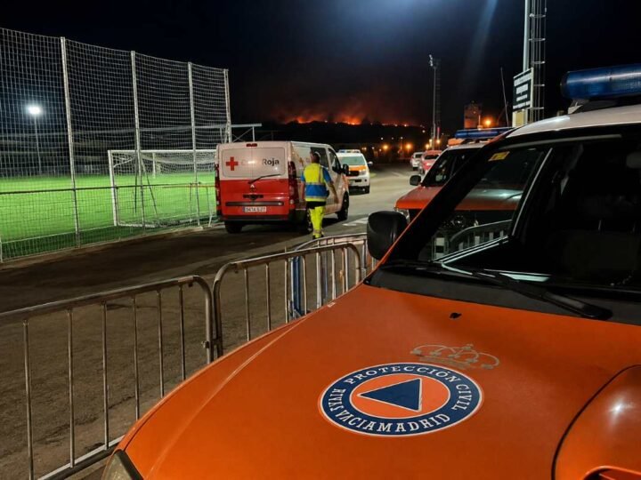 Protección Civil de Rivas, volcada en la lucha contra los incendios: apoyo sobre el terreno, ayuda humanitaria y asistencia a los afectados