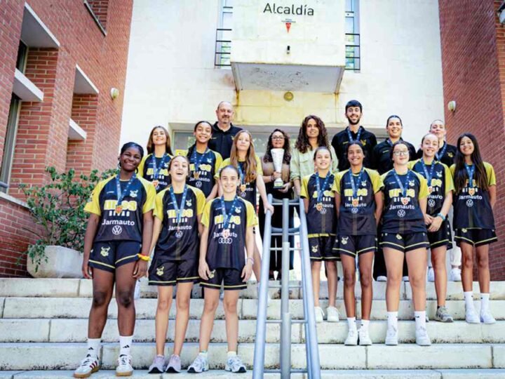 Histórico para el deporte de Rivas: las alevines de Uros se proclaman campeonas de España