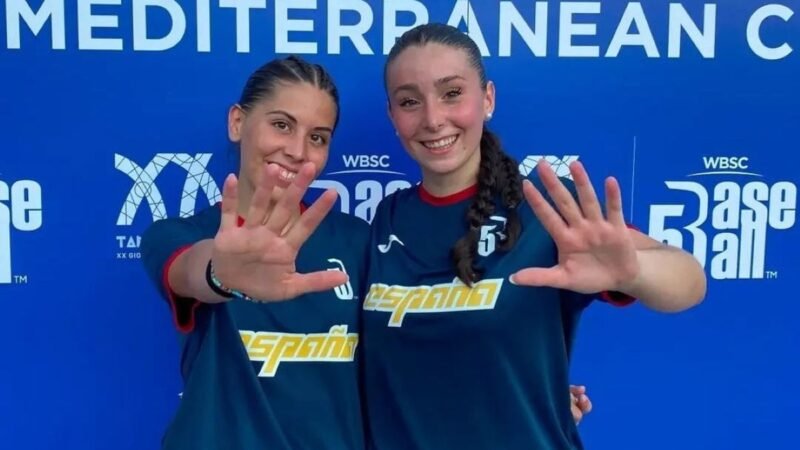 Dos jugadoras de Rivas conquistan el bronce con España en los Juegos del Mediterráneo de Béisbol 5