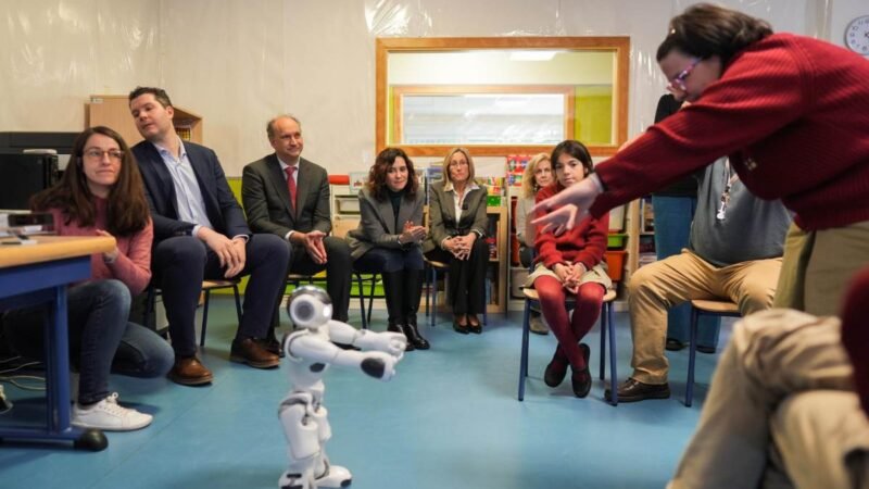 La Comunidad de Madrid llevará la robótica y la inteligencia artificial a diez centros educativos, incluido El Olivar de Rivas