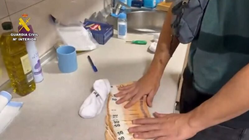 La Guardia Civil desarticula dos grupos especializados en robos de viviendas con delitos esclarecidos en Rivas-Vaciamadrid