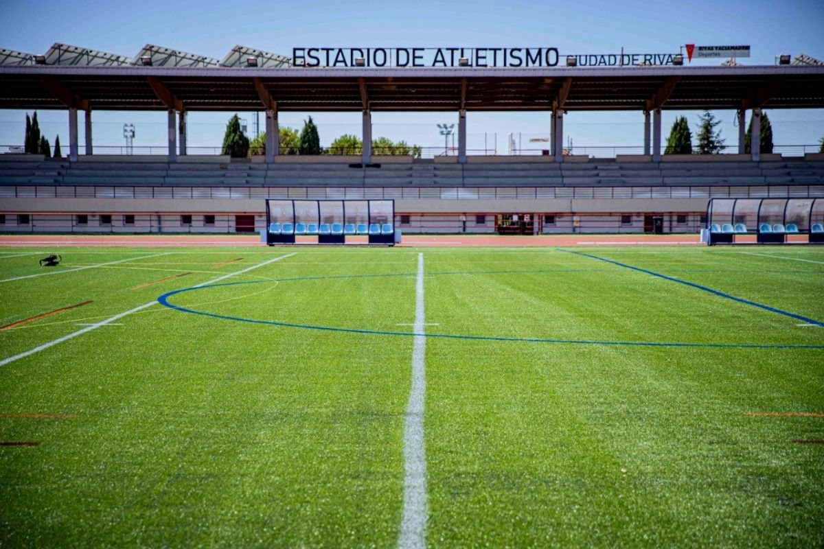 El estadio de atletismo del Cerro del Telégrafo estrenará nuevo césped el 14 de agosto tras una renovación integral