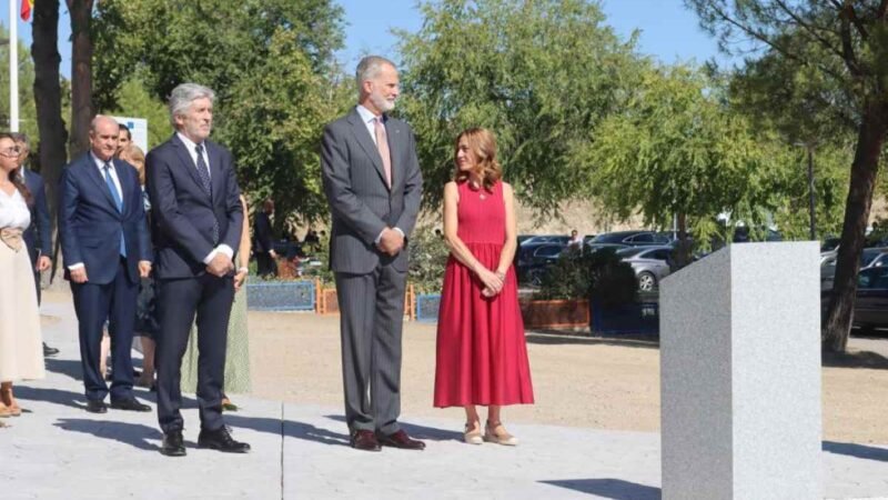 Felipe VI inaugura en Rivas el curso de la Escuela Nacional de Protección Civil