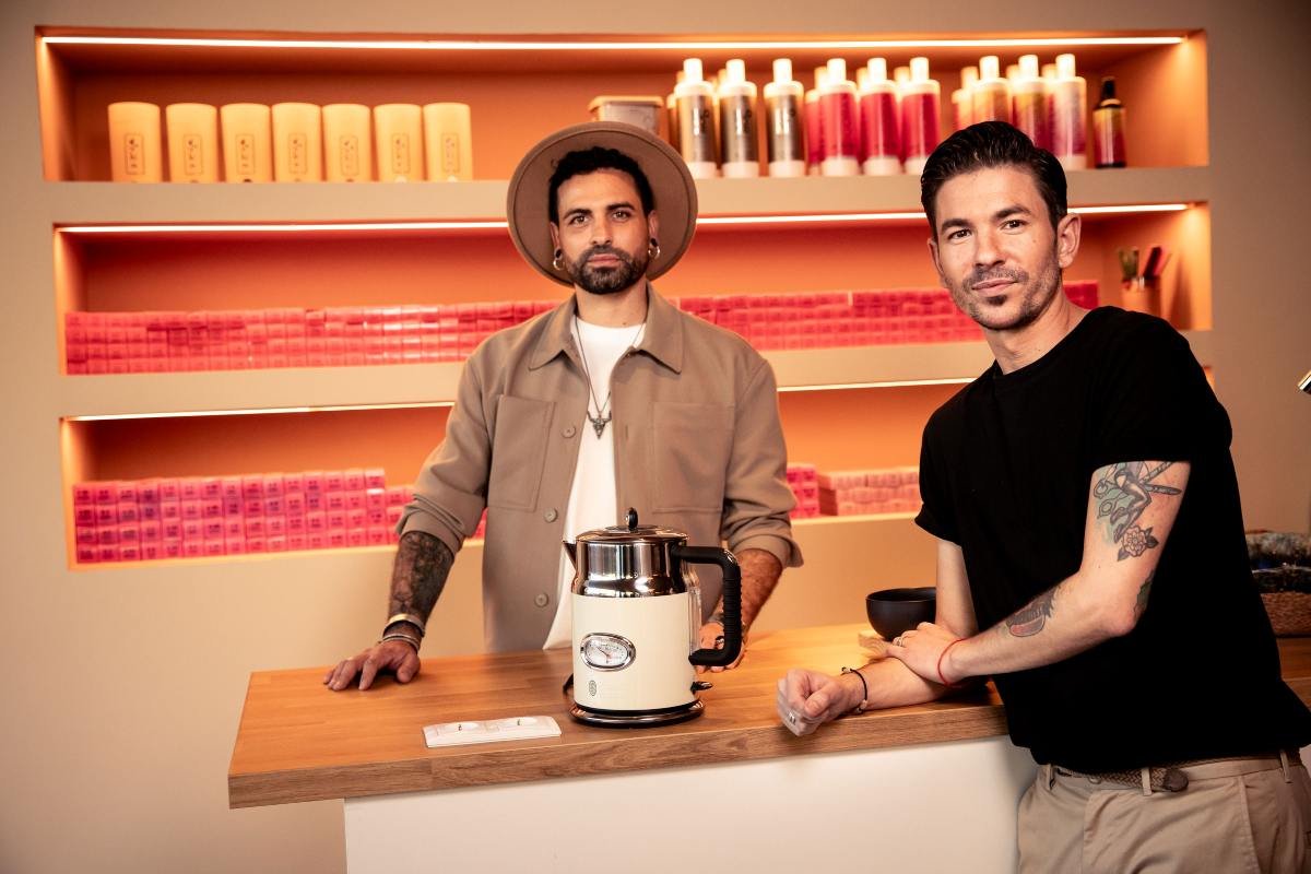Quién está detrás de… COPPER Peluqueros: El salón de Rivas que apuesta por la belleza personalizada