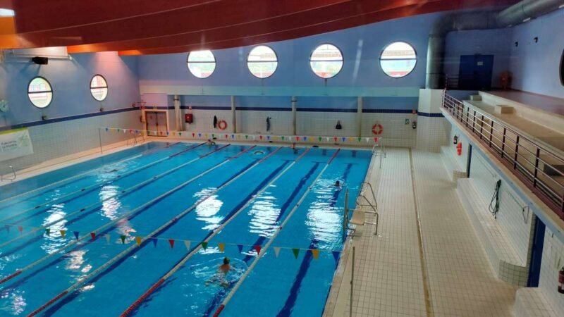 Reabren las piscinas cubiertas del Parque del Sureste tras un tratamiento de choque del agua